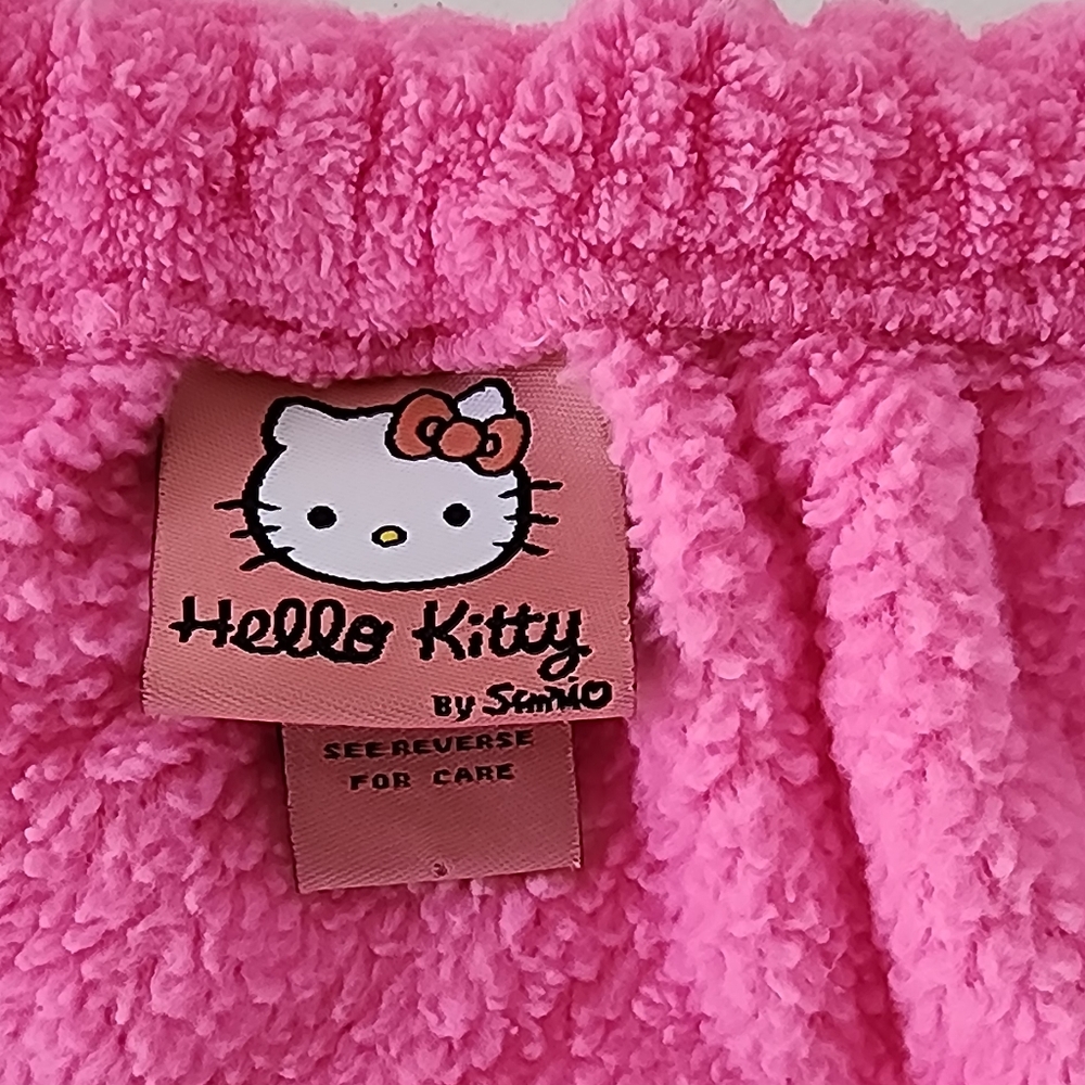 Hello Kitty sleepwear bath/swimsuit wrap in size L. - Picture 6 of 8